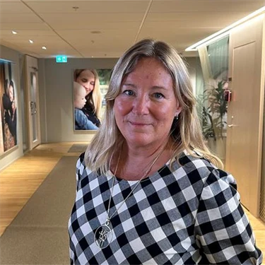 Porträttbild på Lotta Dellve på Göteborgs universitet.
