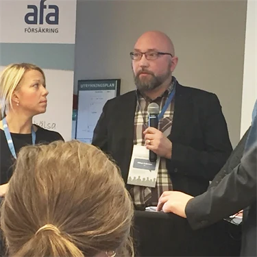 Carola Netterlid, biträdande regionchef för Svenskt Näringsliv i Malmö, och Mikael Andersson, försteombudsman och kassör i LO-distriktet i Skåne på FoU-dagen i Malmö 2016.