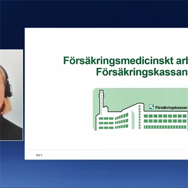 Hopklippt bild med Anna Martinmäki till vänster och texten "Försäkringsmedicinskt arbete på Försäkringskassan" i grönt mot vit bakgrund till höger.