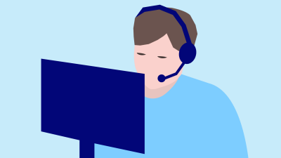 (png) Person med headset och dator