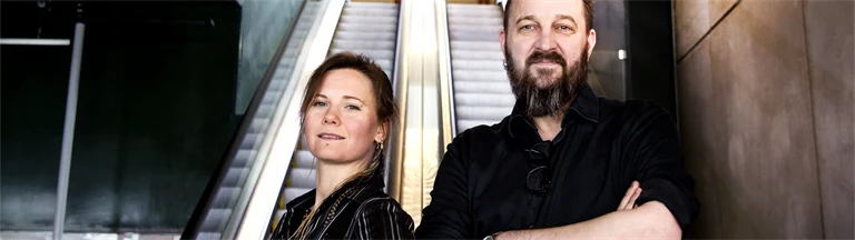 Säkerhetschef Robert Forsman och kollegan Felicia Wittenberg tar hjälp av IA-systemet för att lycka skapa en säker miljö på Kulturhuset i Stockholm.