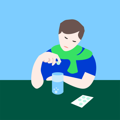 (png) Person lägger brustablett i ett vattenglas