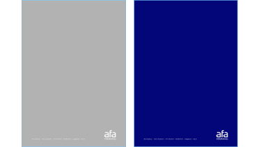 Baksida med färgad bakgrund.